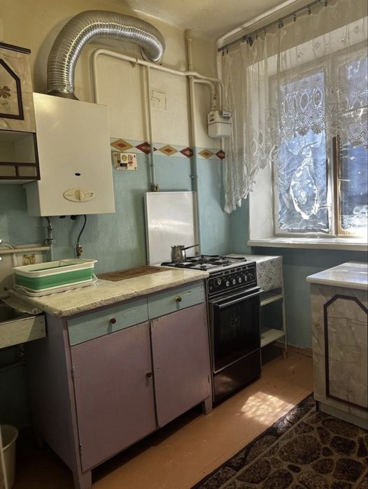 Продаж 2-кімнатної квартира в центрі Здолбунова