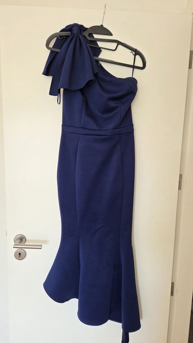 Vestido azul escuro, estilo sereia- S - Usaso 1 vez