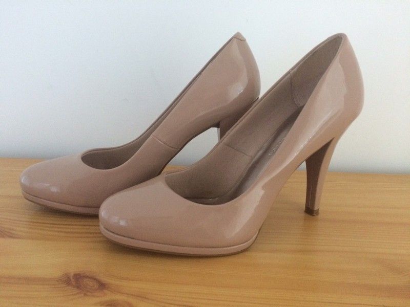 buty beżowe MARKS&SPENCER