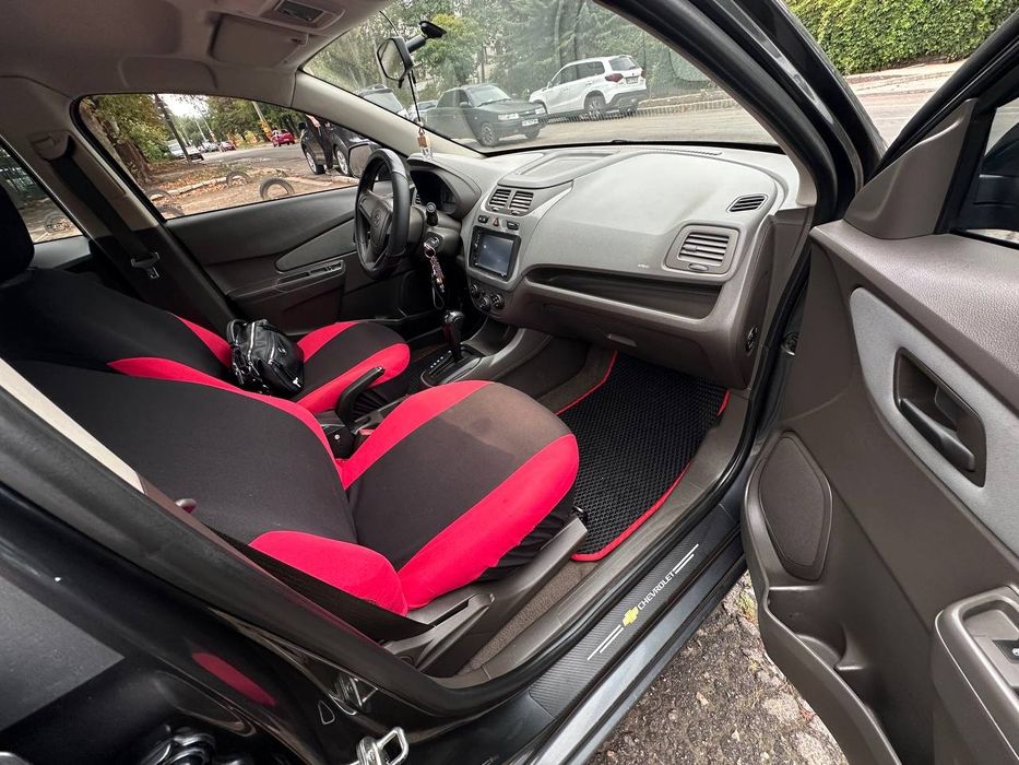 Продаж автомобіля Ravon R4