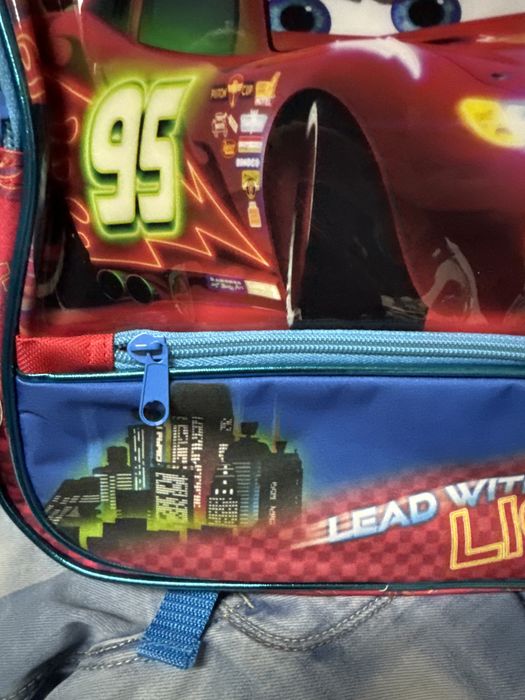 Mochila nova criança cars