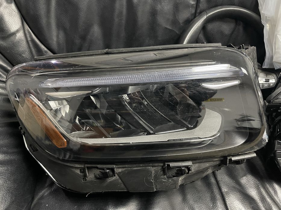 Фара Mercedes GLB X247