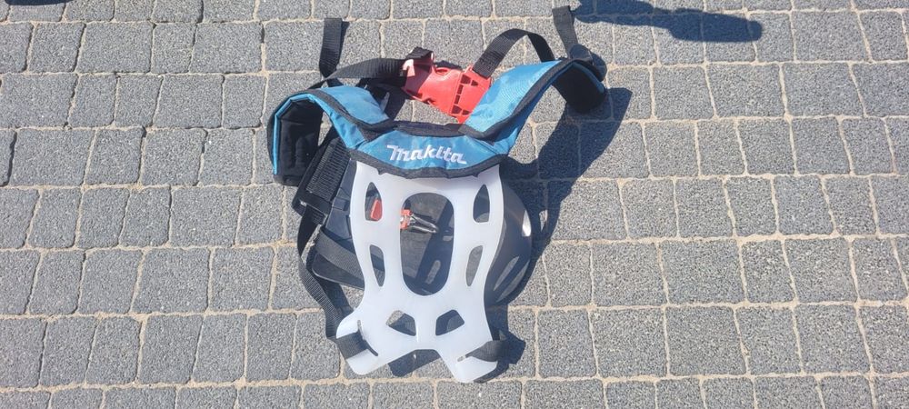 Kosa  podkaszarka Makita DUR369A