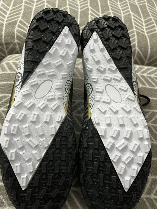 Sapatilhas futsal/futebol