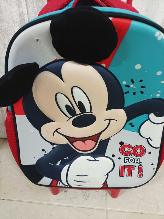 Mochila 3D pequena - trolley mickey