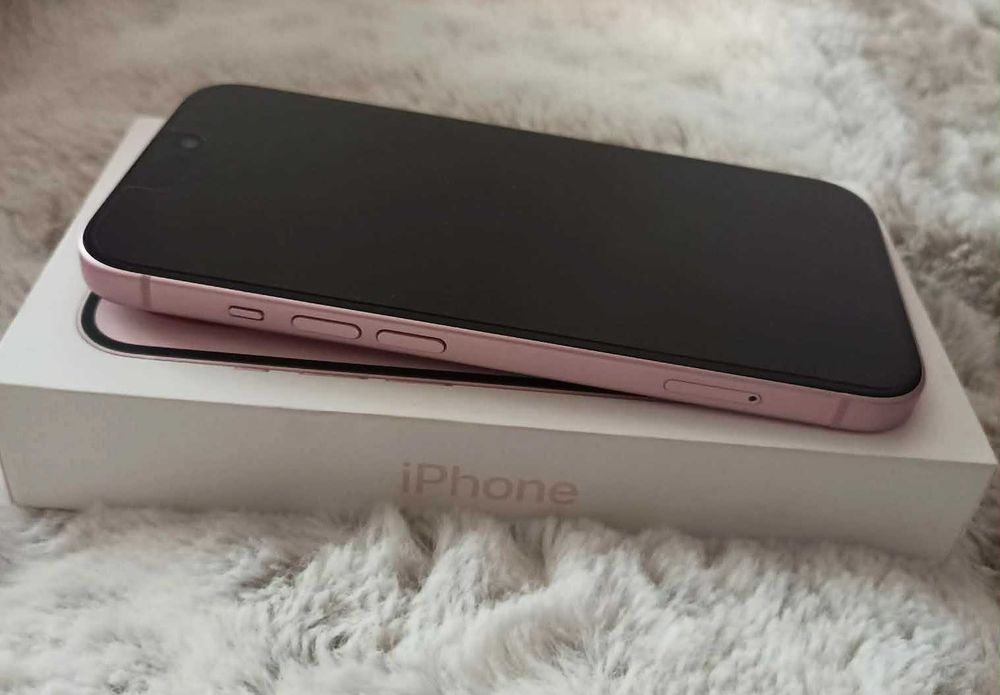 iPhone 15 128gb Pink, bateria100%. Stan Idealny