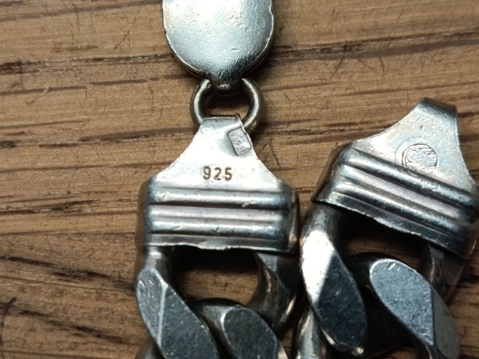 Srebrna bransoletka i łańcuszek