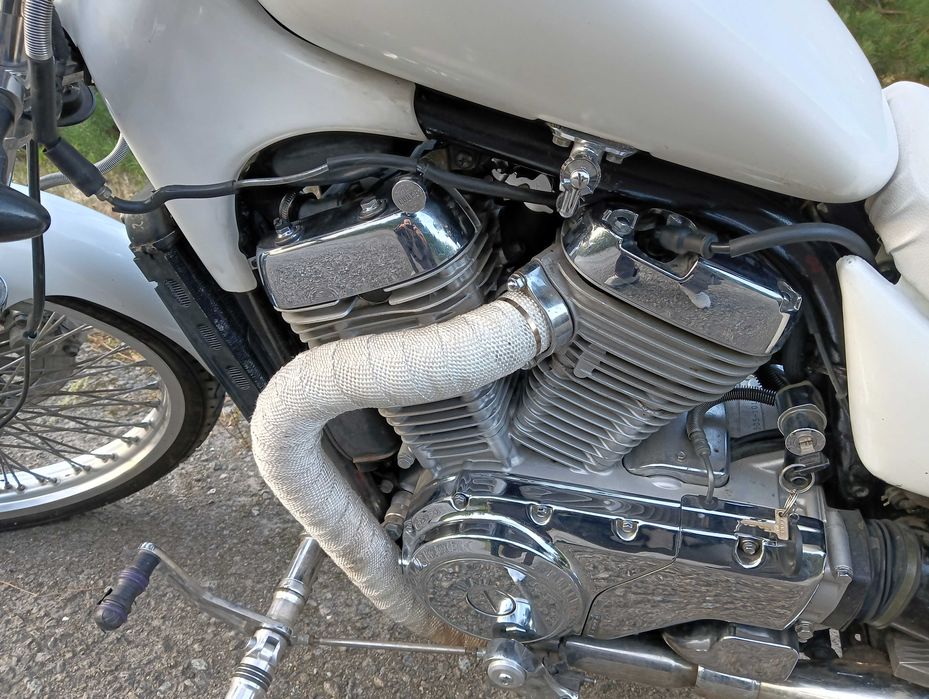 Suzuki Intruder vs800