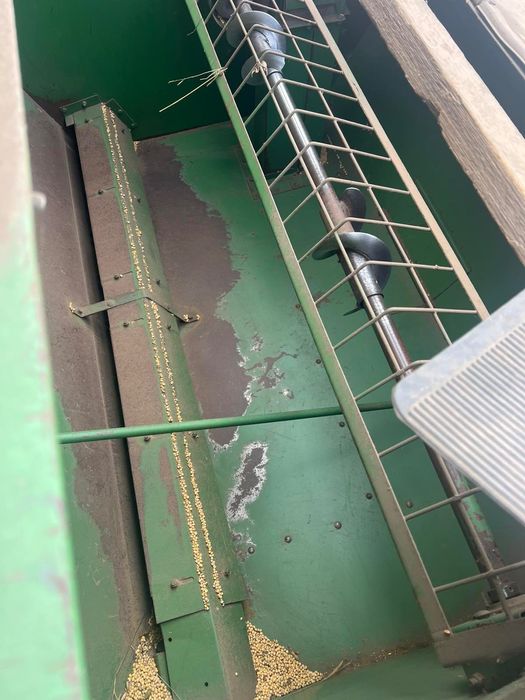 Продаж,комбайн,сільгосптехніка