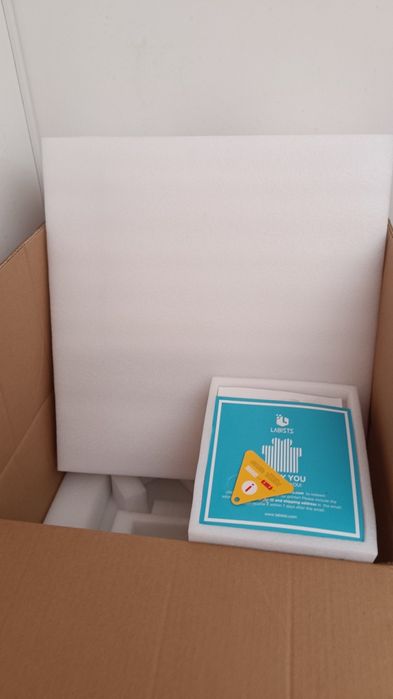 Impressora três D está toda completa