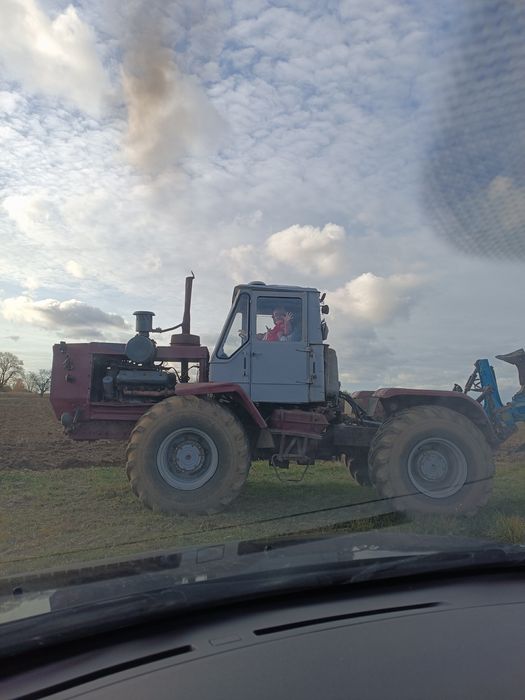 Продам трактор Т150