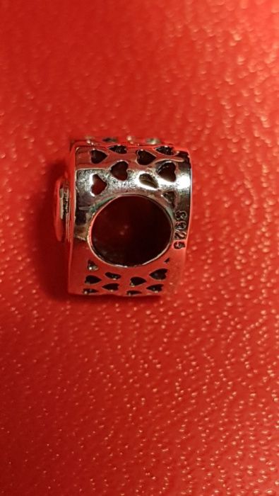 Jóia Conta de Prata Esterlina (Prata de Lei) S925 Coração de Mãe "MOM"