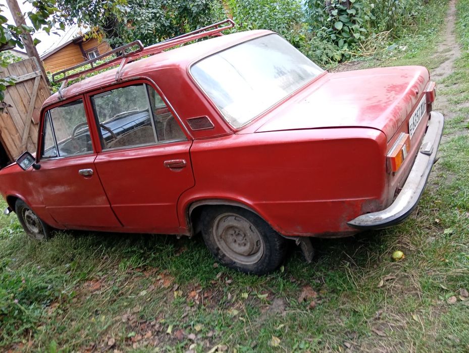 Продам Ваз21011 бензин торґ