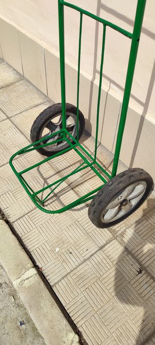 Хозяйственная тачка строительная