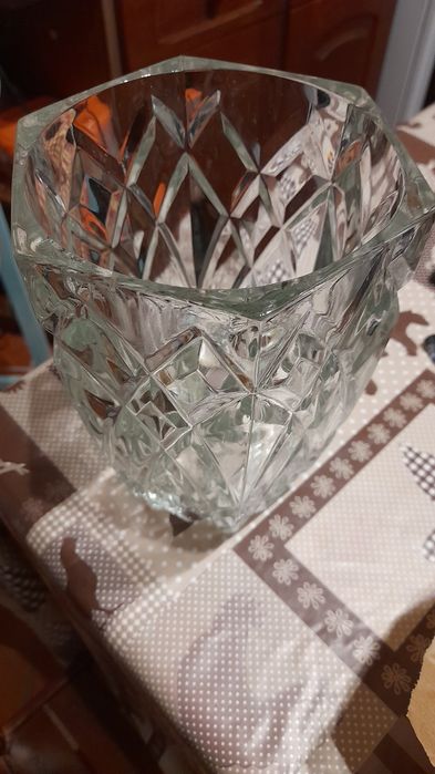 Jarra em vidro ( cristal)