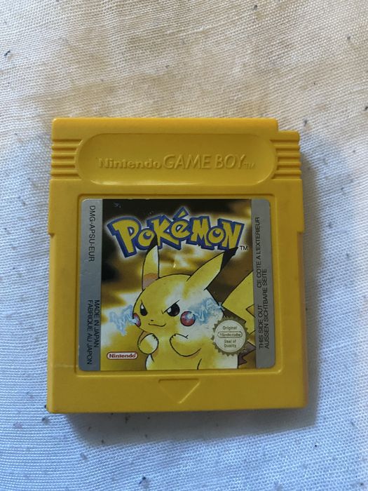 Pokemon yellow nintendo