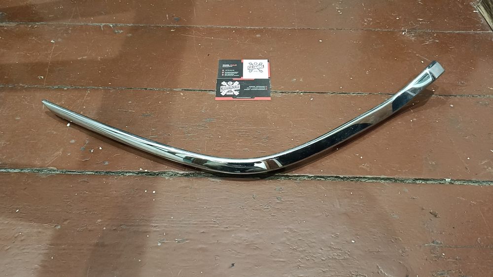 Toyota Yaris III Listwa Zderzaka