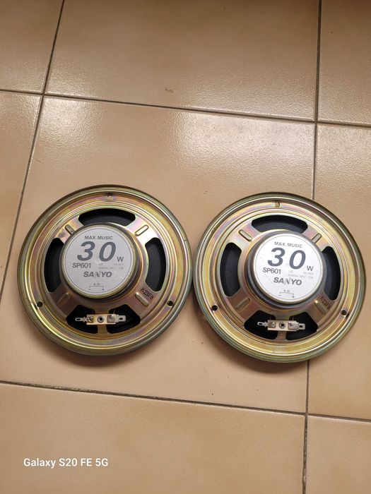 Vendo colunas novas da sanyo