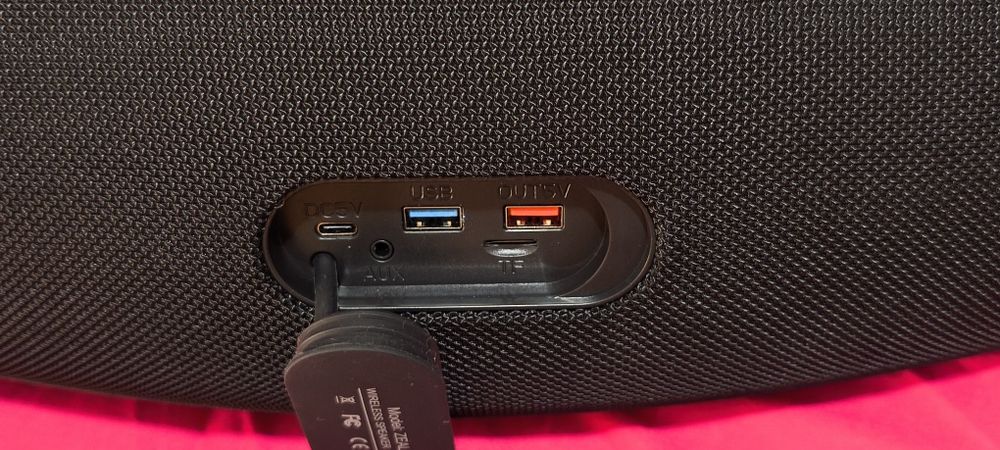 Coluna bluetooth zealot