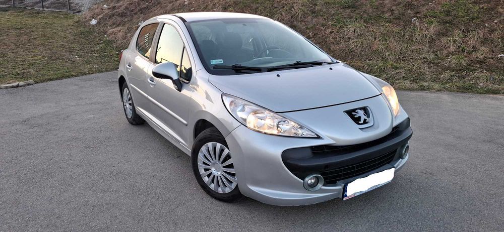 Peugeot 207 * 1.6 HDI * 90 KM ! 5 drzwi * Nowy Przegląd * Zadbany !