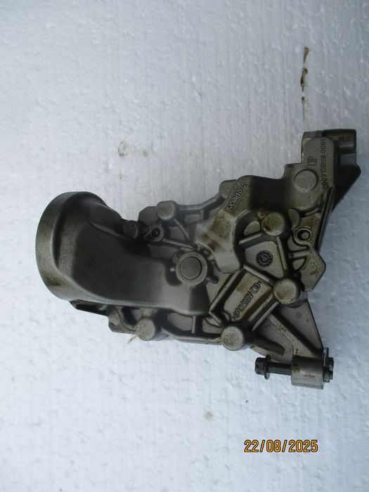 citroen c4 c3 peugeot 208 2008 1.2thp hn01 pompa oleju 9837408880