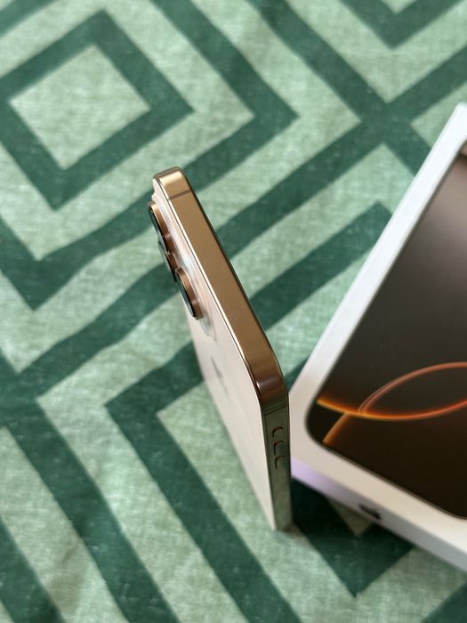Продам IPHONE 16 PRO MAX 256 Neverlock
