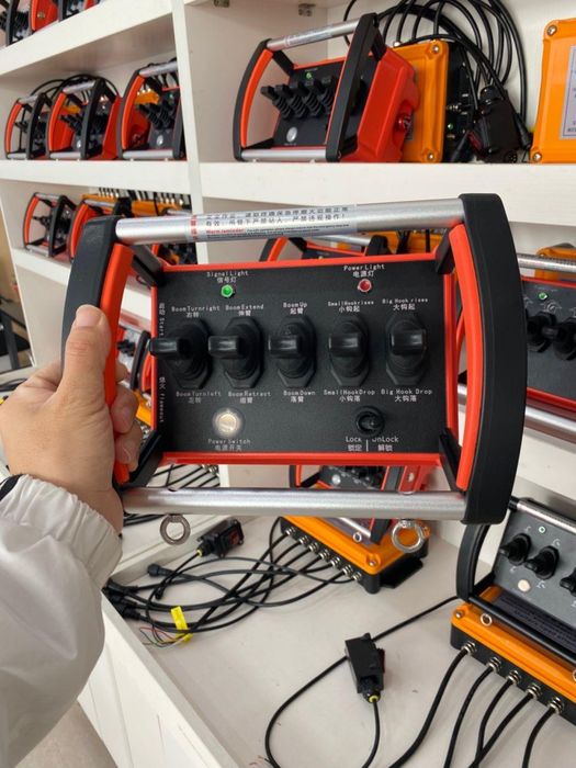 RÁDIOCOMANDO NOVO Kit Completo de 4,5,6 Canais Para Gruas Manuais ###OPORTUNIDADE###