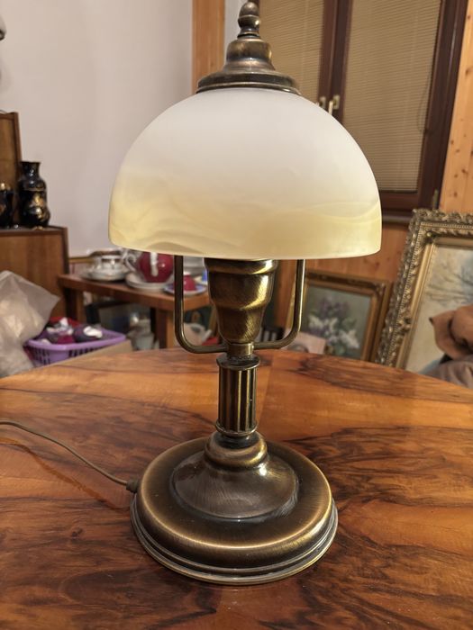 mała lampka w stylu vintage
