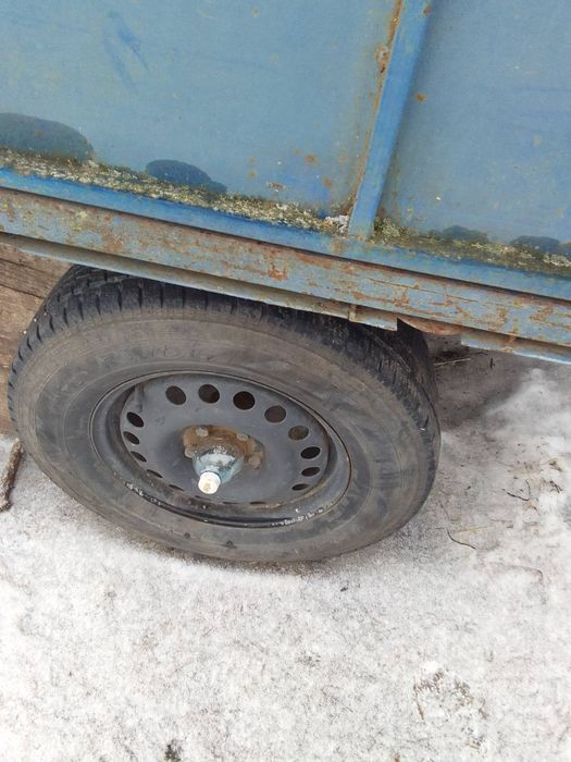 продаю причіп одноосний