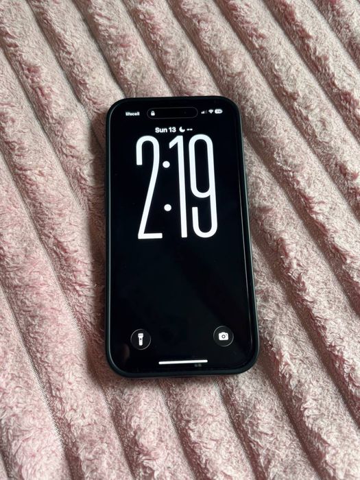 iPhone 15 256гб