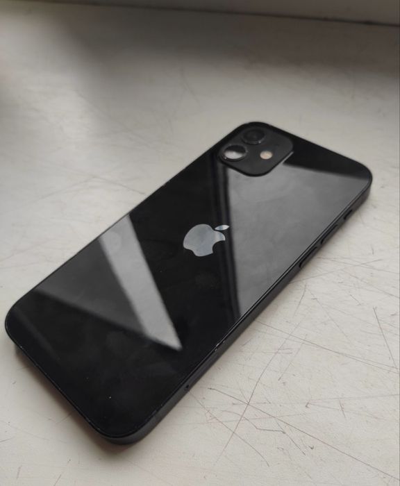 iPhone 12 64GB (Black)