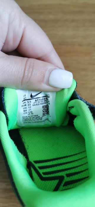 Tenis nike tamanho 22