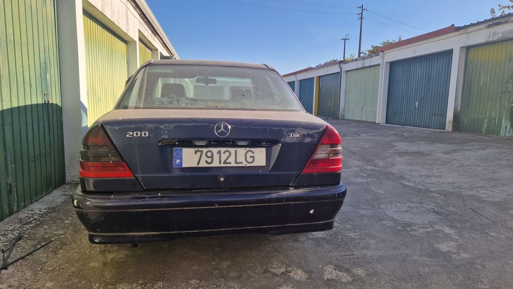 Mercedes Benz 200