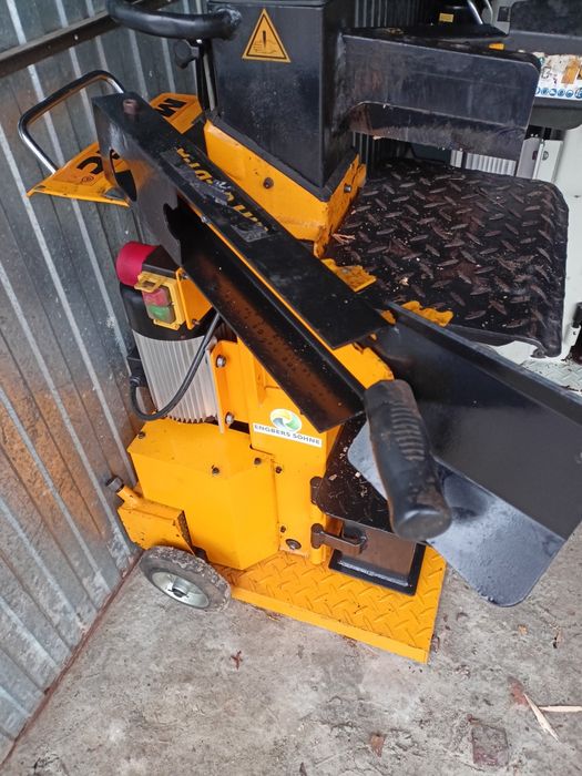 Łuparka do drewna 12 ton