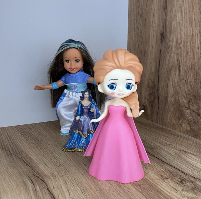 Лялька Ельза із серії розбірних фігурок Disney Princess