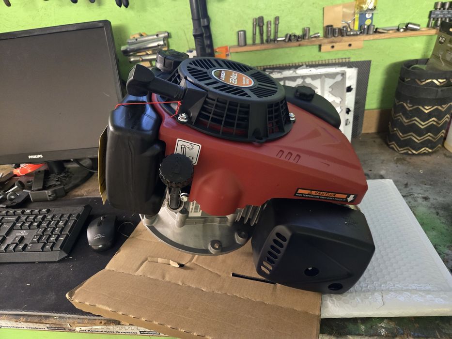 Silnik Loncin LC1P75F 22,22x62mm żeliwna tule