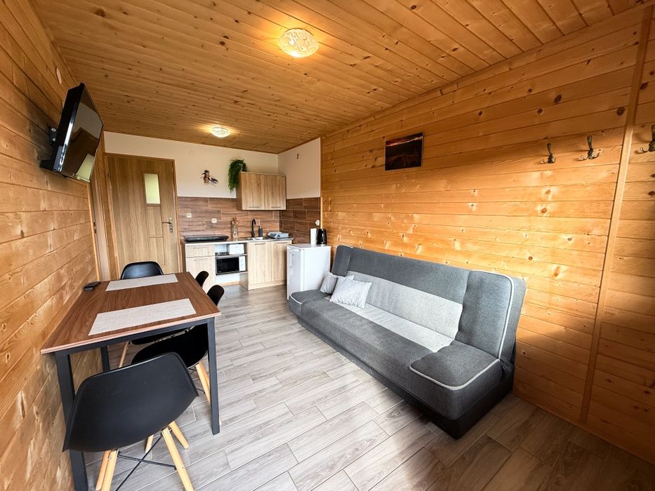 Domki na górze widokowej Bieszczady Jezioro Solińskie