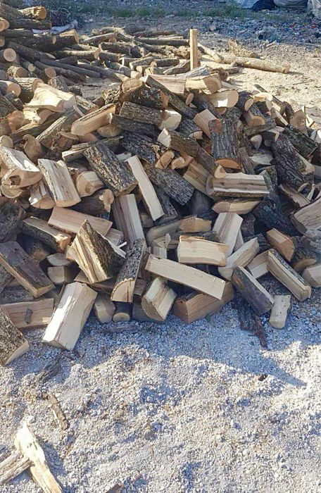 Дрова  акация берест клён ясень дуб сосна