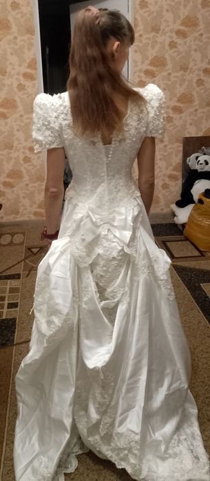 Свадебное платье.