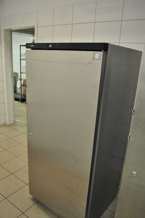 Szafa chłodnicza LIEBHERR GKvesf 5445