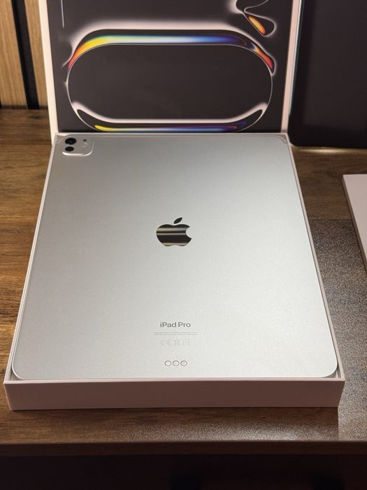 Apple iPad Pro M4 2025 | 13 polegadas | 256 GB446120665243996162