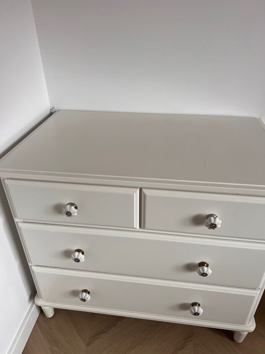 Komoda 4 szuflady tyssedal ikea