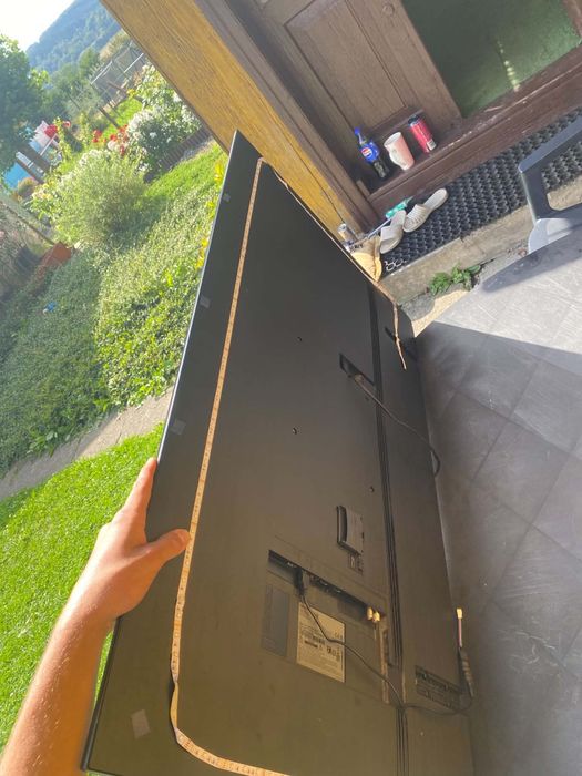 Telewizor Samsung QLED 50' 4K Smart TV - QE50Q60A