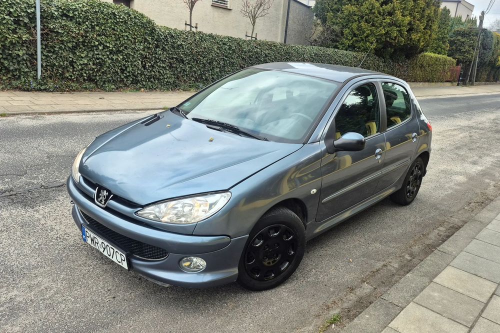 Peugeot 206 zdrowe progi 5 drzwi sprawna klimatyzacja