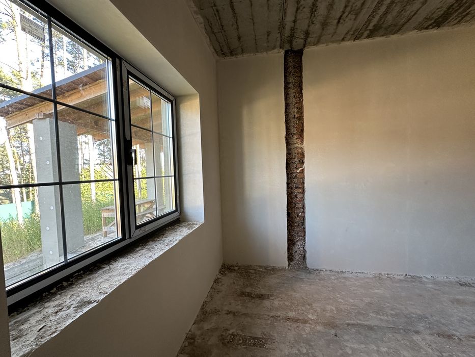 Продаж будинку в Стоянці, 245 м2 з гаражем та соснами на ділянці