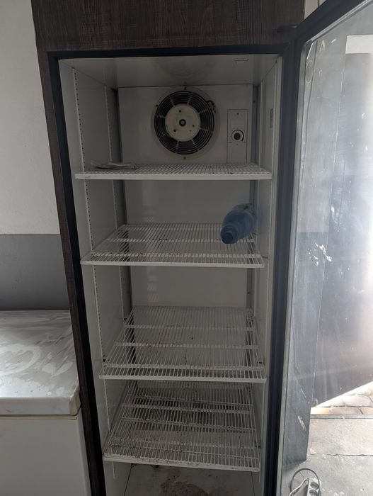 Chłodziarka witryna chłodnicza 206 cm na napoje  piwo