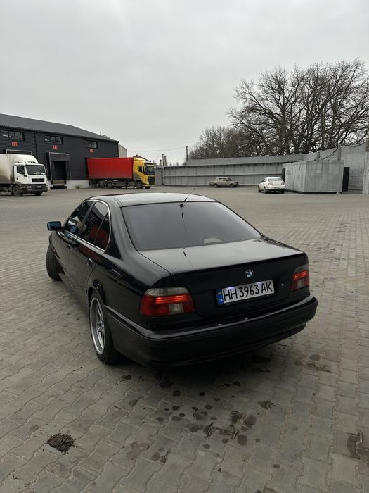 Продам BMW e39 M52