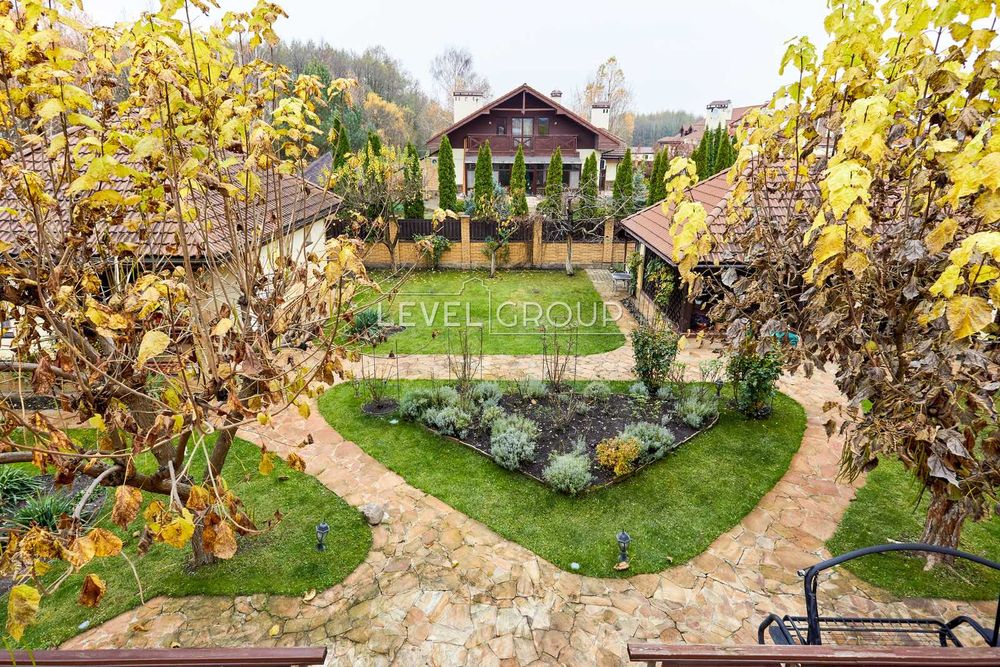 Будинок 230 м² з ремонтом, банею та гаражем, Северинівка, 10 сот, Без%