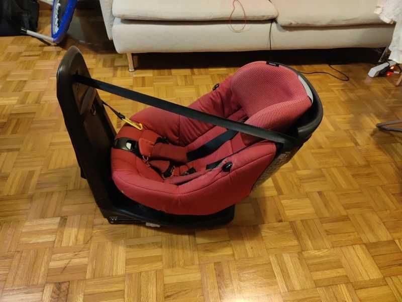 Cadeira auto BébéConfort AxissFix