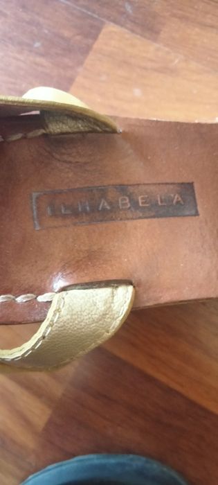 Sandálias mostarda 37 ilha bela